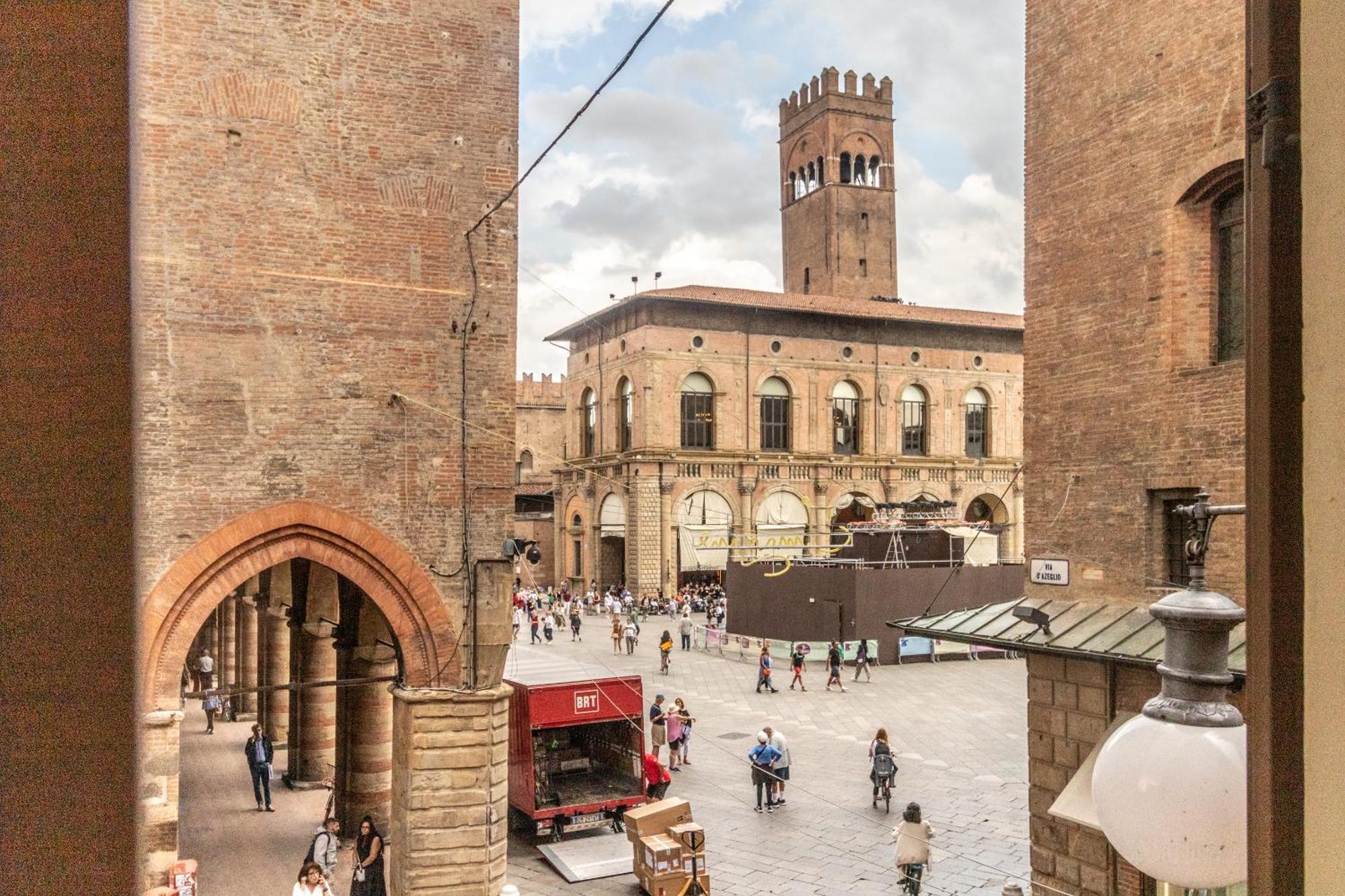 Casa Isolani Luxury Rooms Piazza Maggiore 1 볼로냐 외부 사진