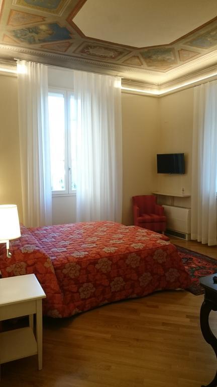 Casa Isolani Luxury Rooms Piazza Maggiore 1 볼로냐 외부 사진