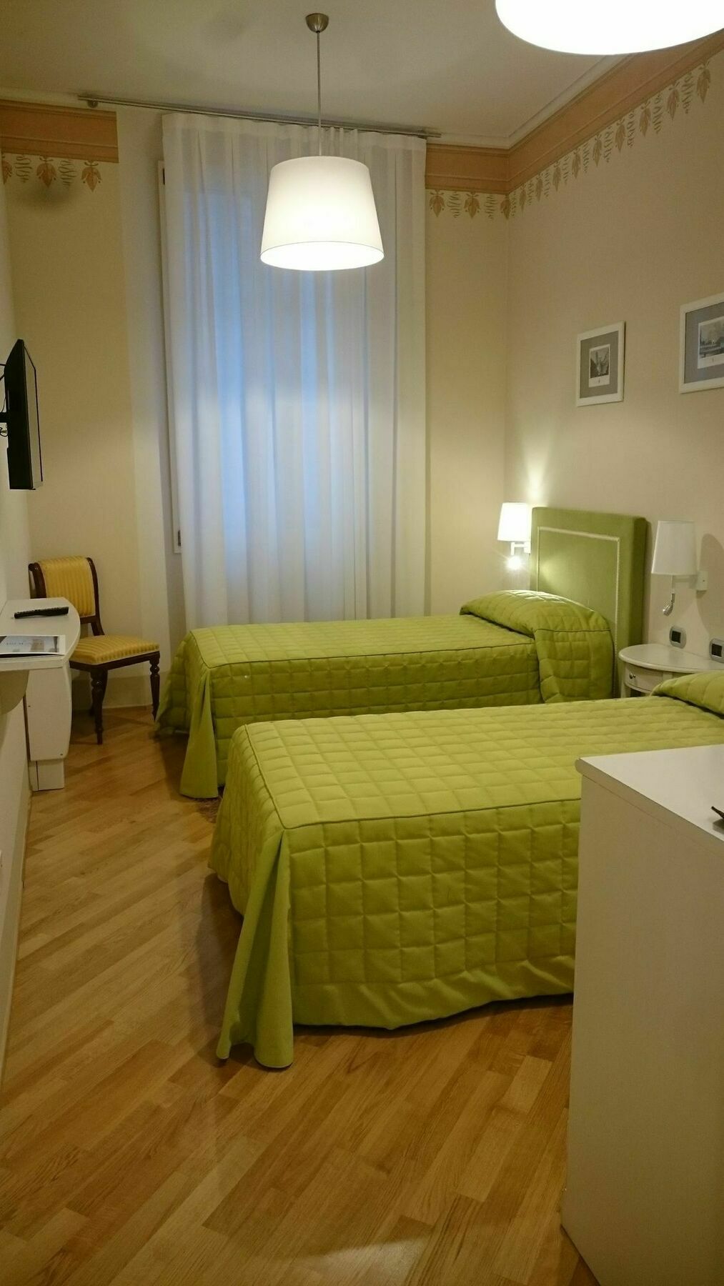 Casa Isolani Luxury Rooms Piazza Maggiore 1 볼로냐 외부 사진