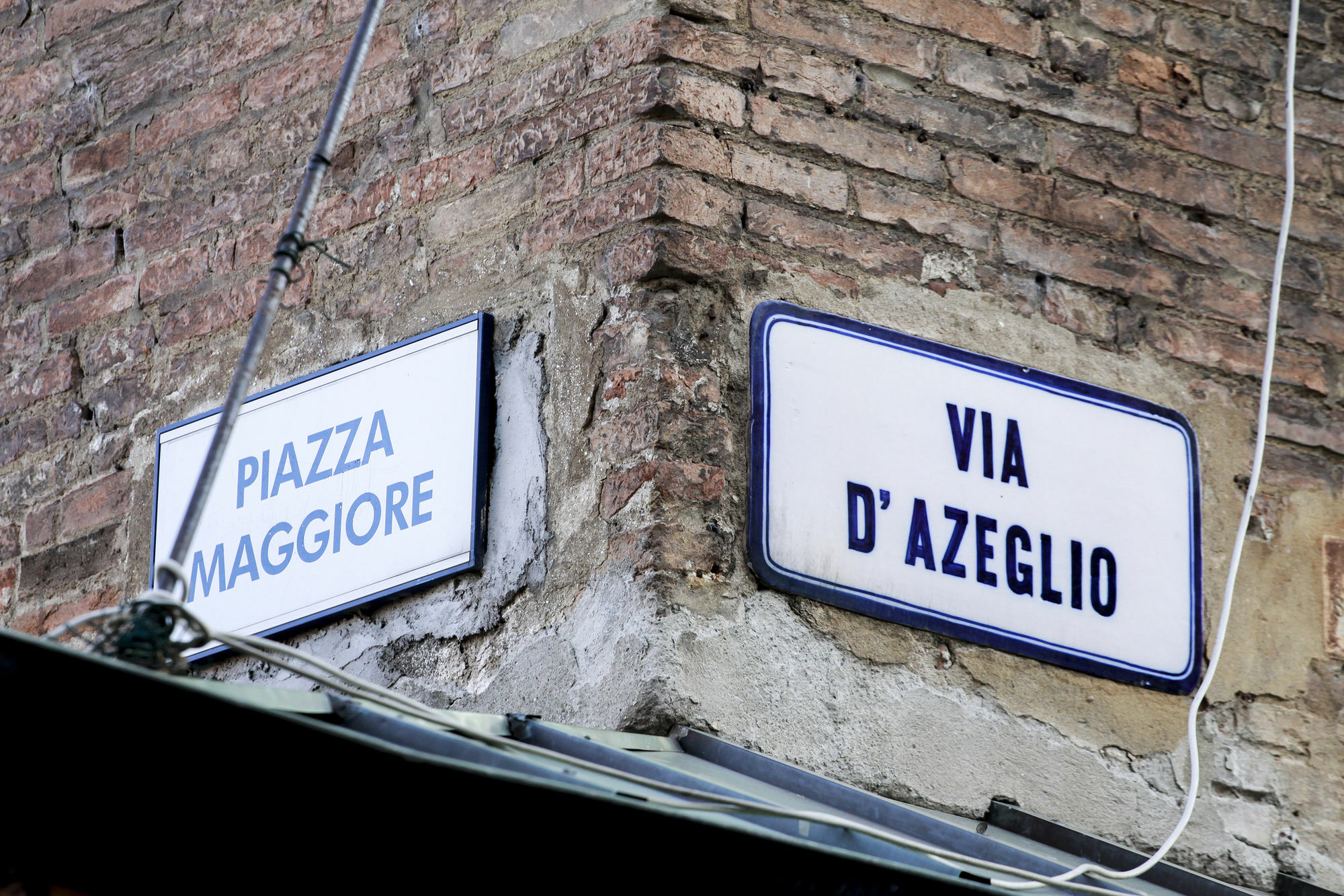 Casa Isolani Luxury Rooms Piazza Maggiore 1 볼로냐 외부 사진